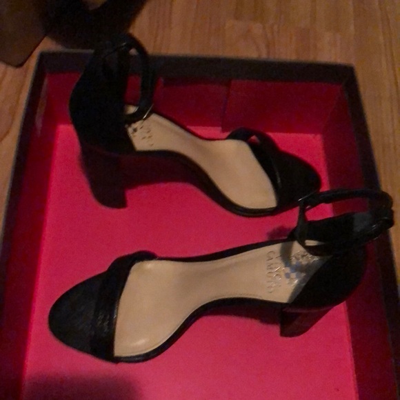 Vince Camuto Heels - Picture 2 of 5
